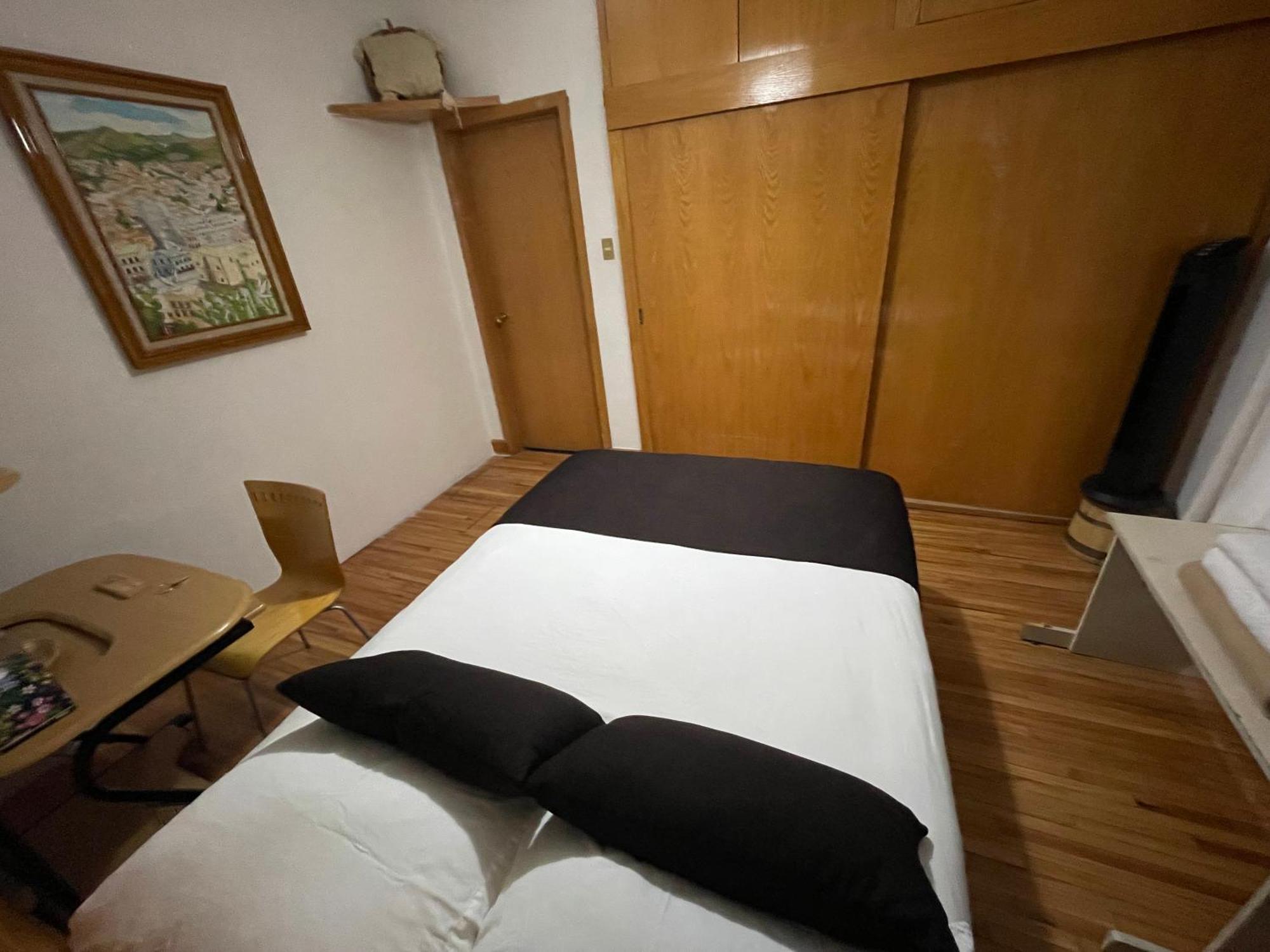 Hostal Roma Condesa Mexikóváros Szoba fotó